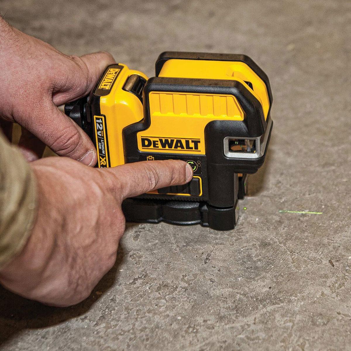 DeWalt 12V MAX 2 Spot G Laser